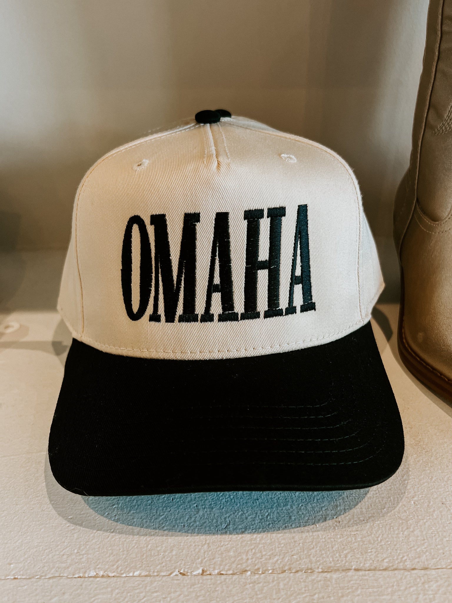 Omaha Hat- Black/Cream