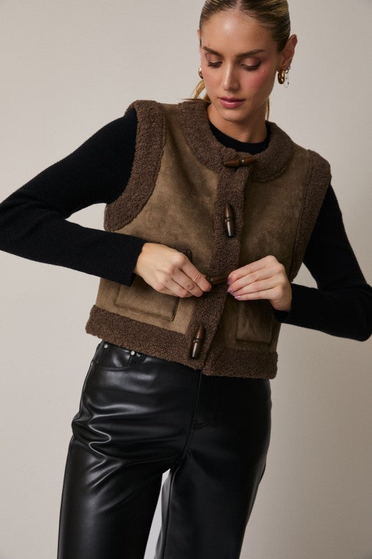 Sara Suede Vest