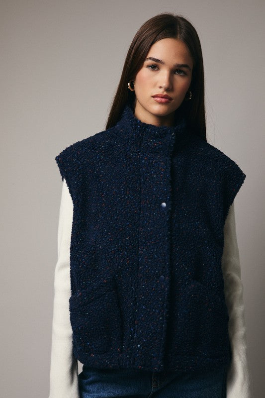 Mia Sherpa Vest