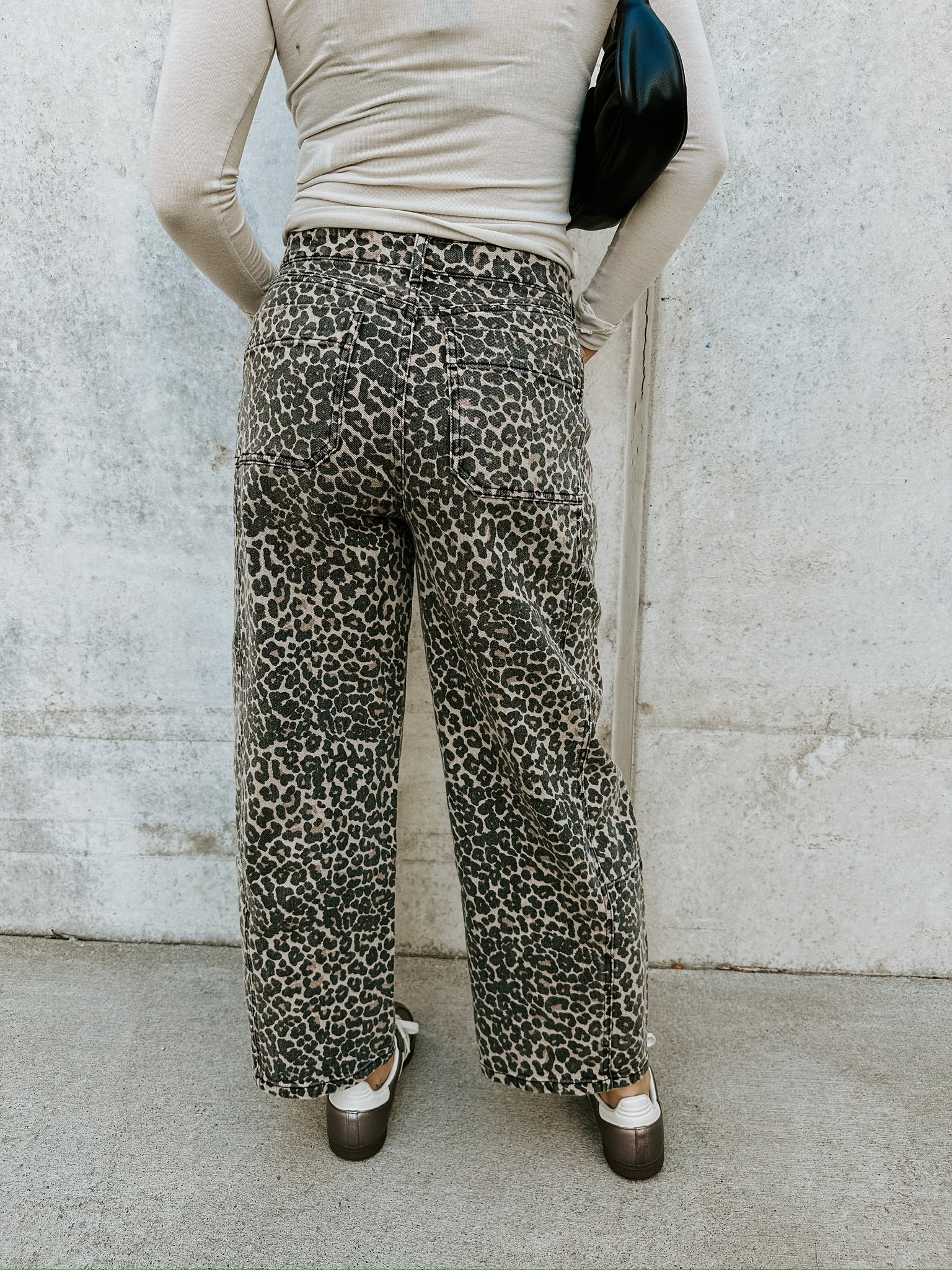 RESTOCK: Cece Leopard Barrel Pants