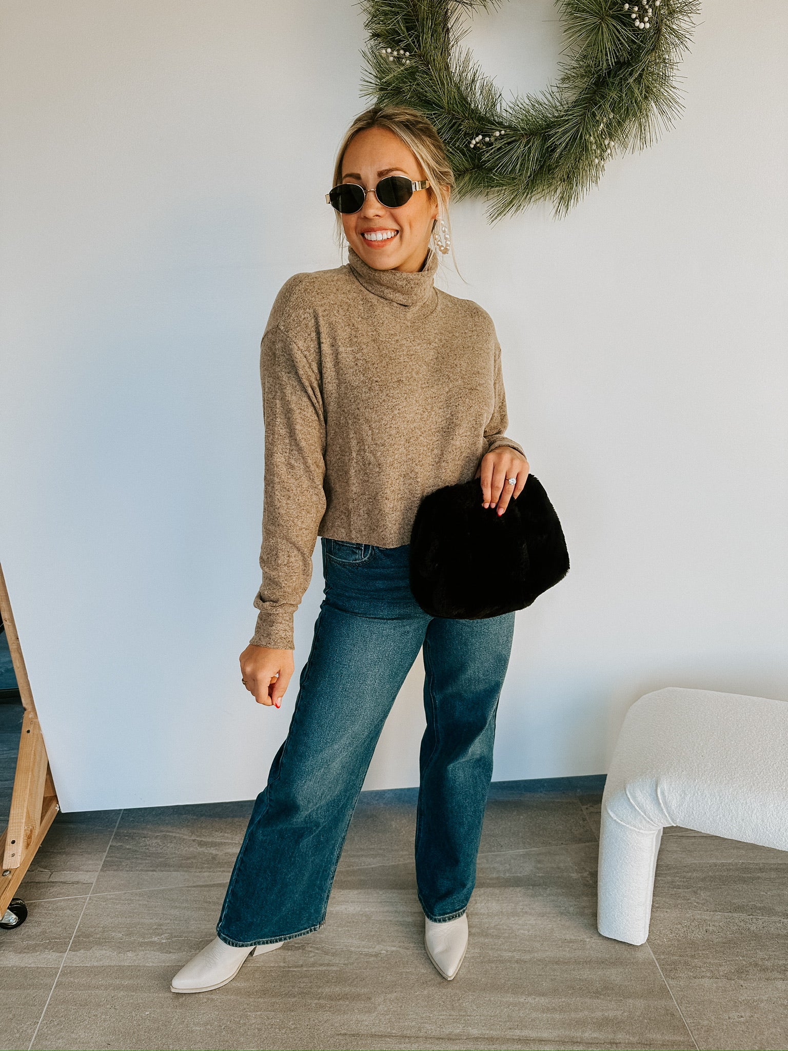 Michaela Turtleneck Sweater- Brown