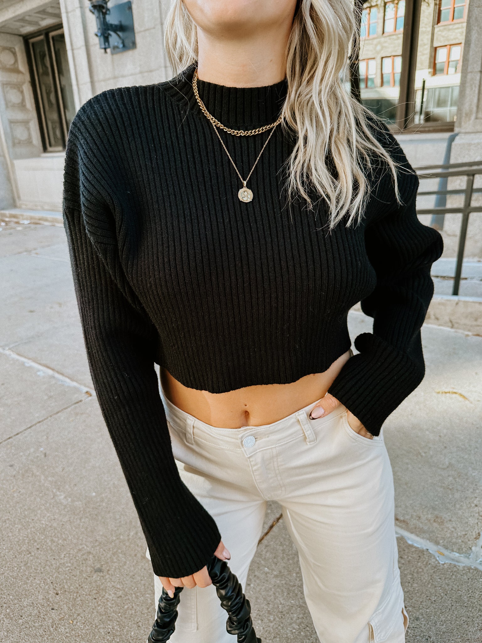 Reba Rib Crop Sweater - Black
