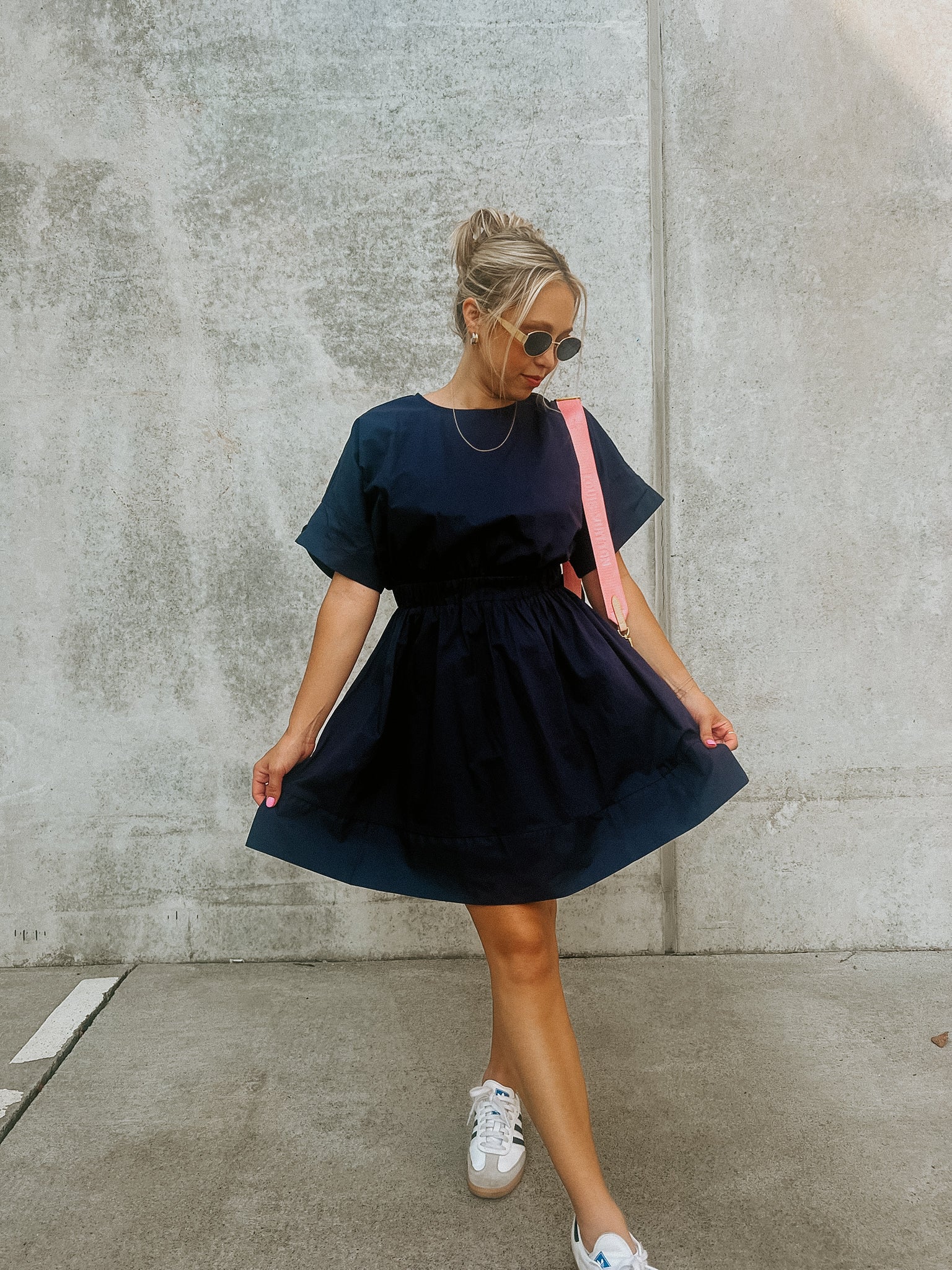 Nicole Navy Mini