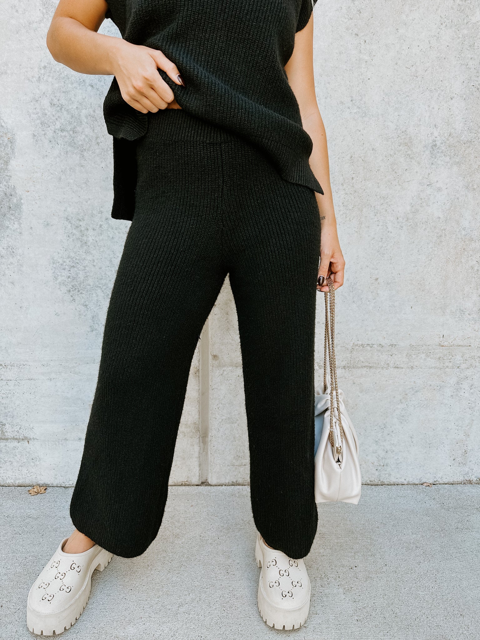 Olivia Sweater Pants - Black