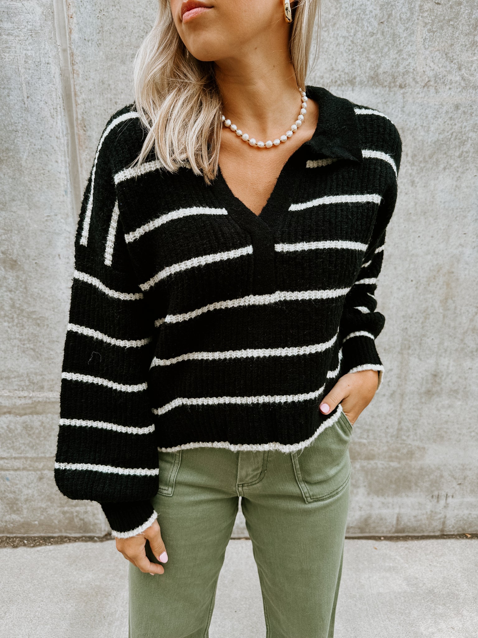 Sienna Collar Sweater - Black