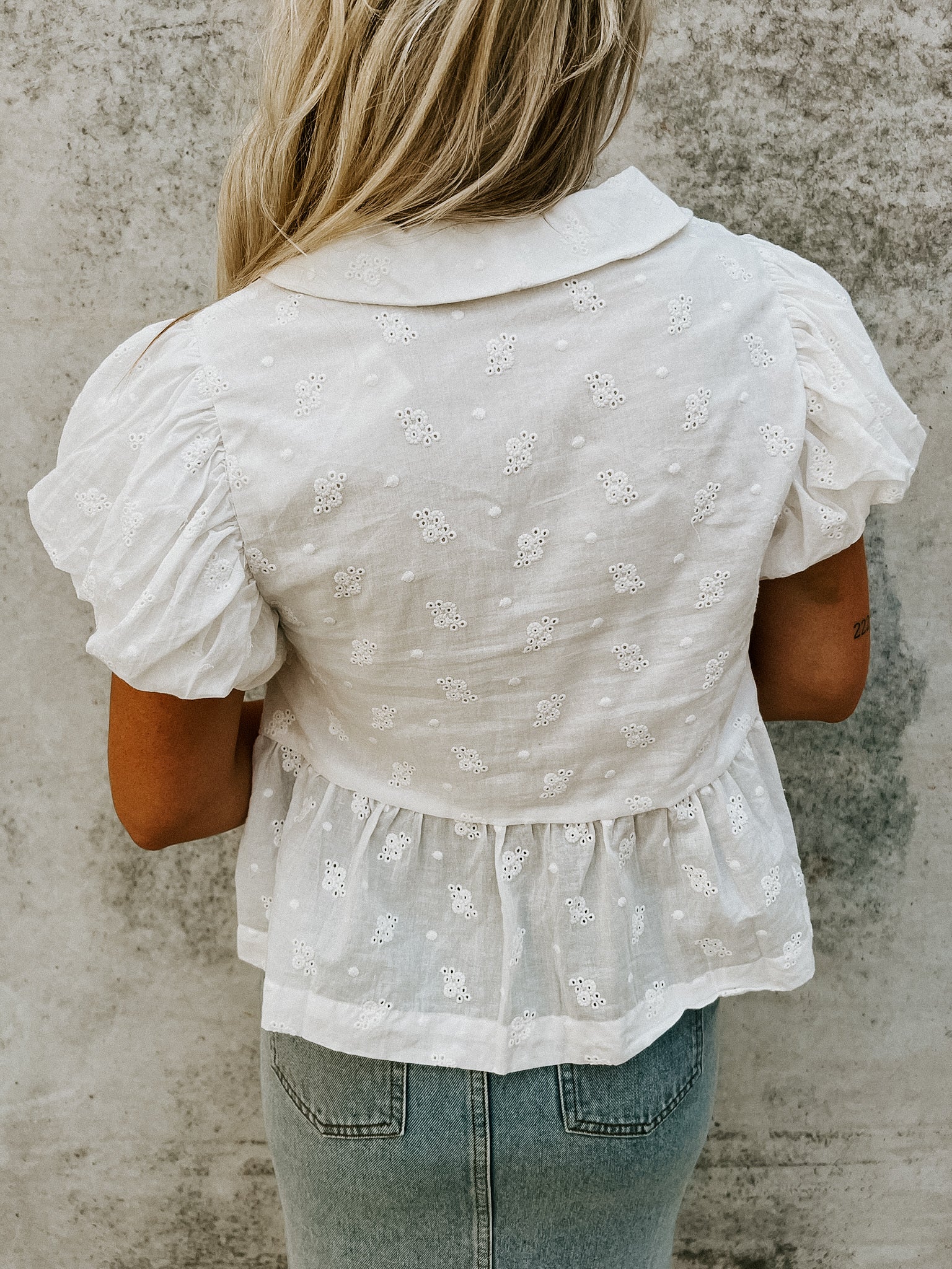 Eyelet Puff Sleeve Blouse