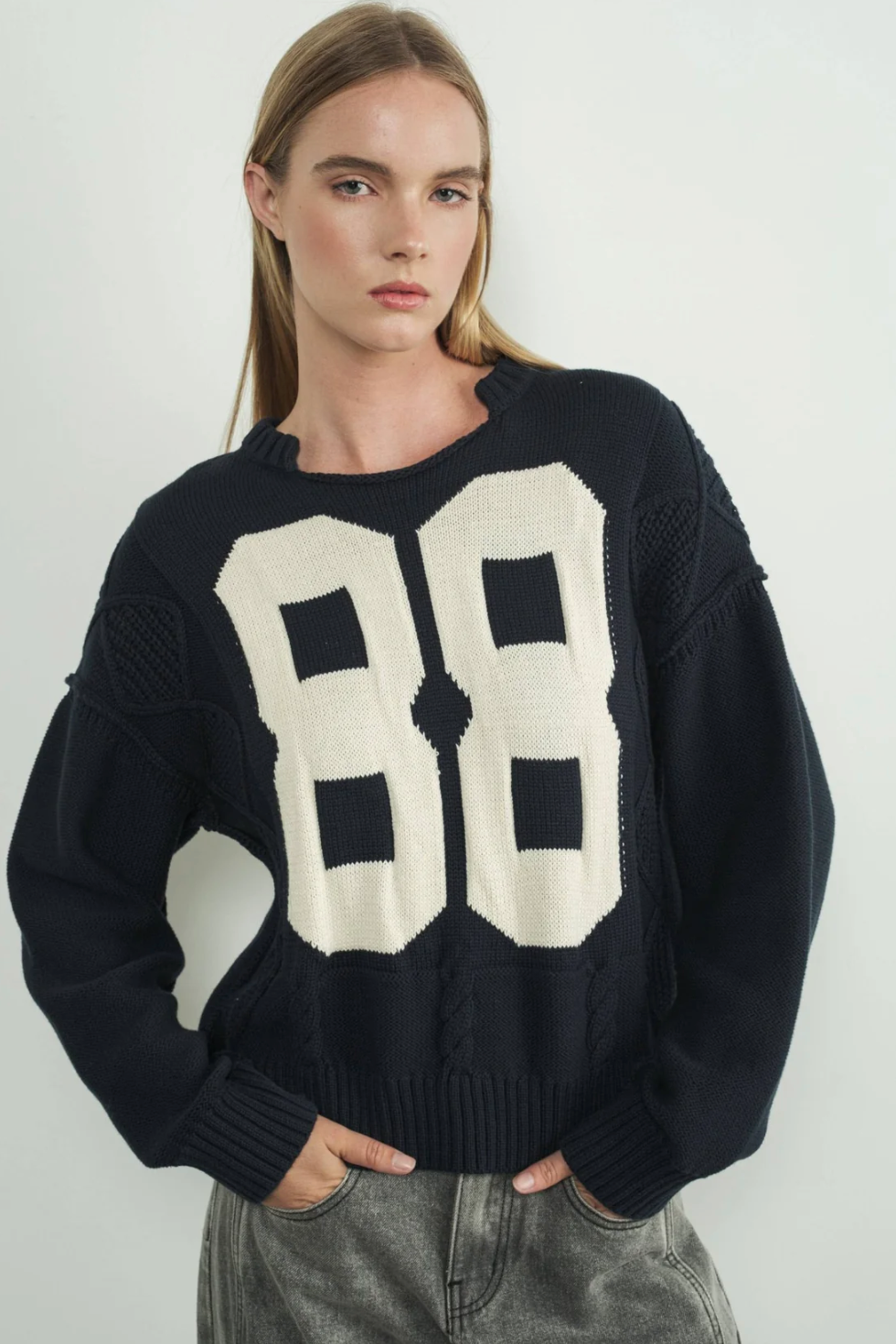 88 Pullover Sweater