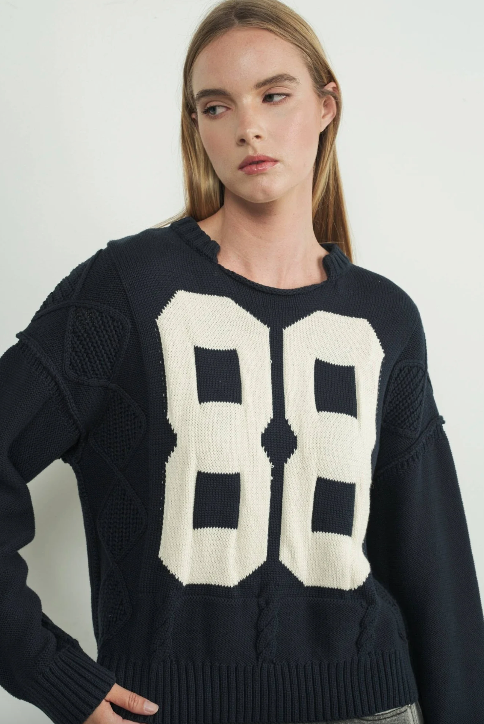 88 Pullover Sweater